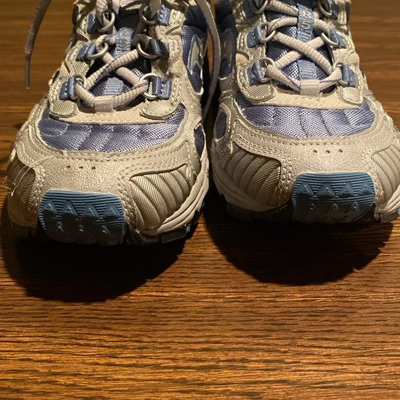 Saucony shoes - Picture 7 of 12